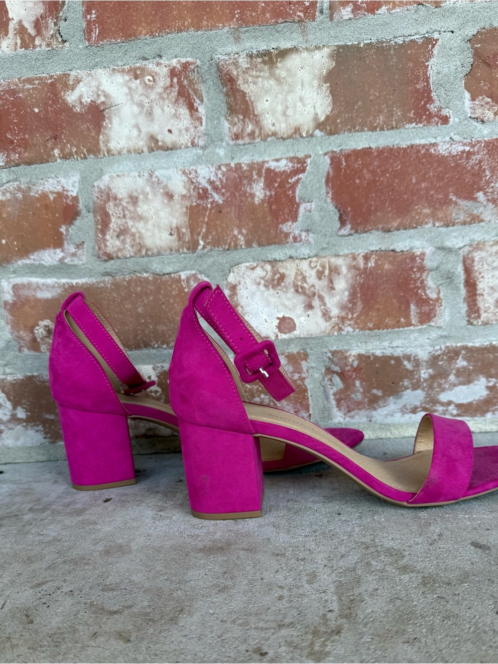 CL by Laundry Fuchsia Suede Block Heel Sandals